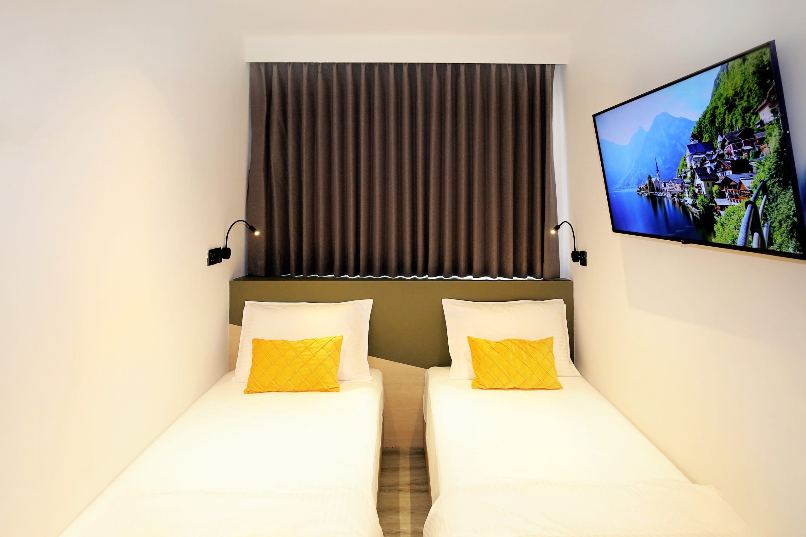 Standard Queen / Twin - Balestier 320