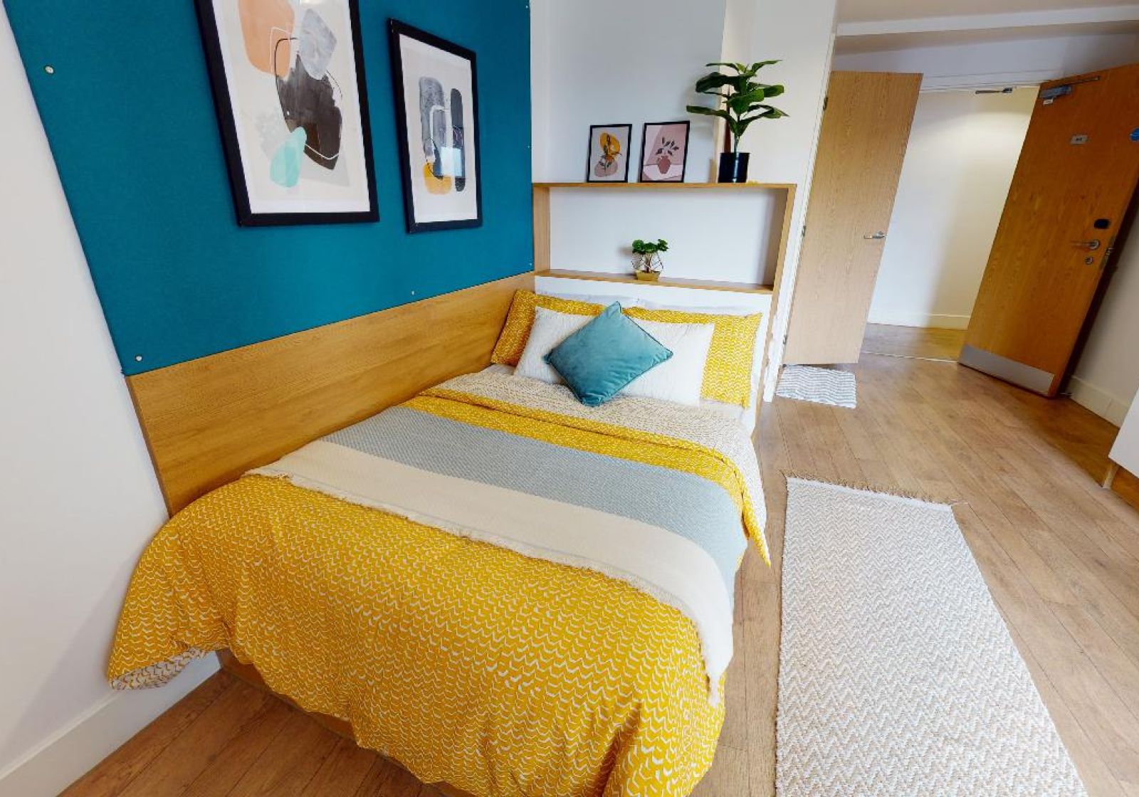 Platinum En Suite - iQ Abacus House
