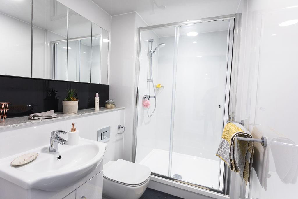 Deluxe Plus Studio - City Heights Cardiff