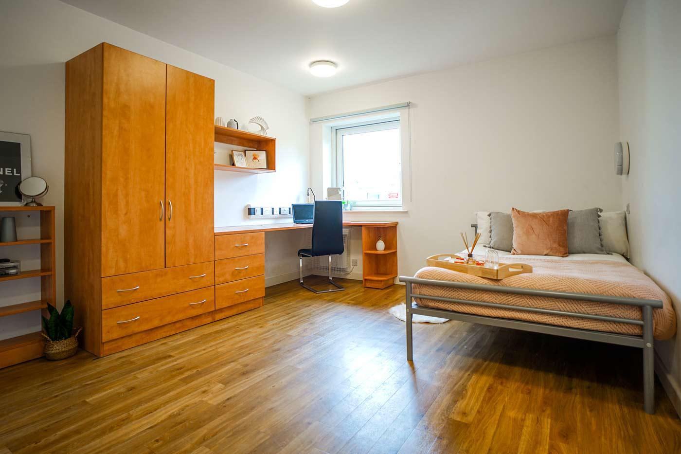 Platinum Ensuite - Exeter One