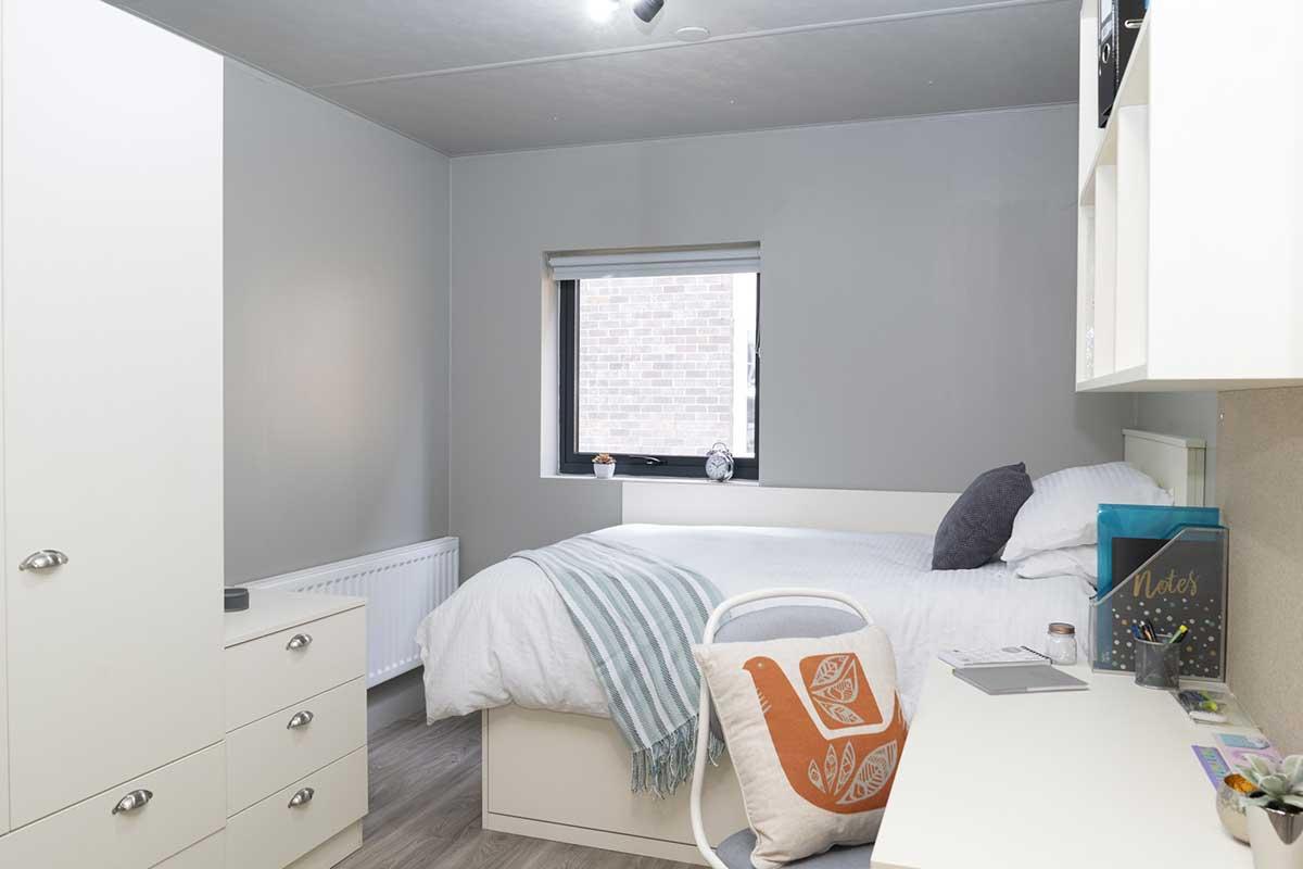 Non Ensuite - Peterson Hall