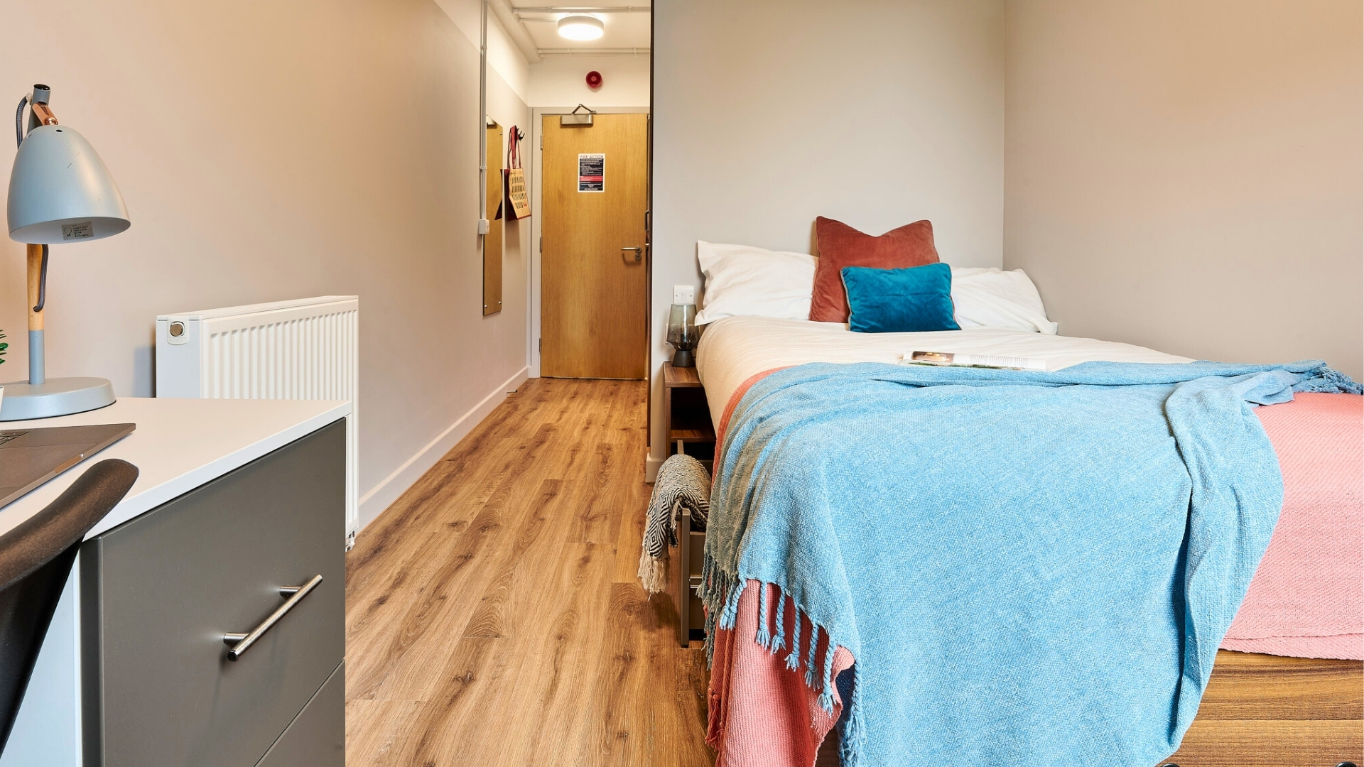 Bronze En-suite - The Helix