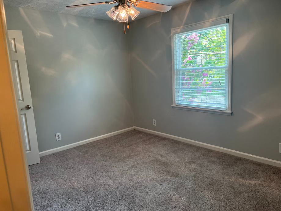 1B1B - Edgehill Apartments@AM