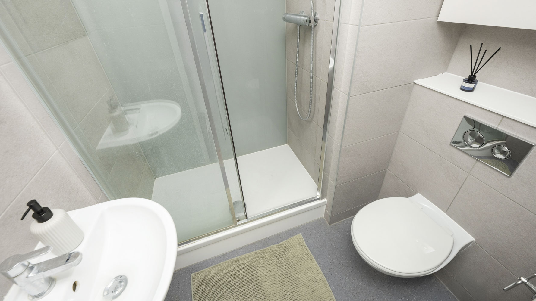 Premium Studio - Cube Ealing