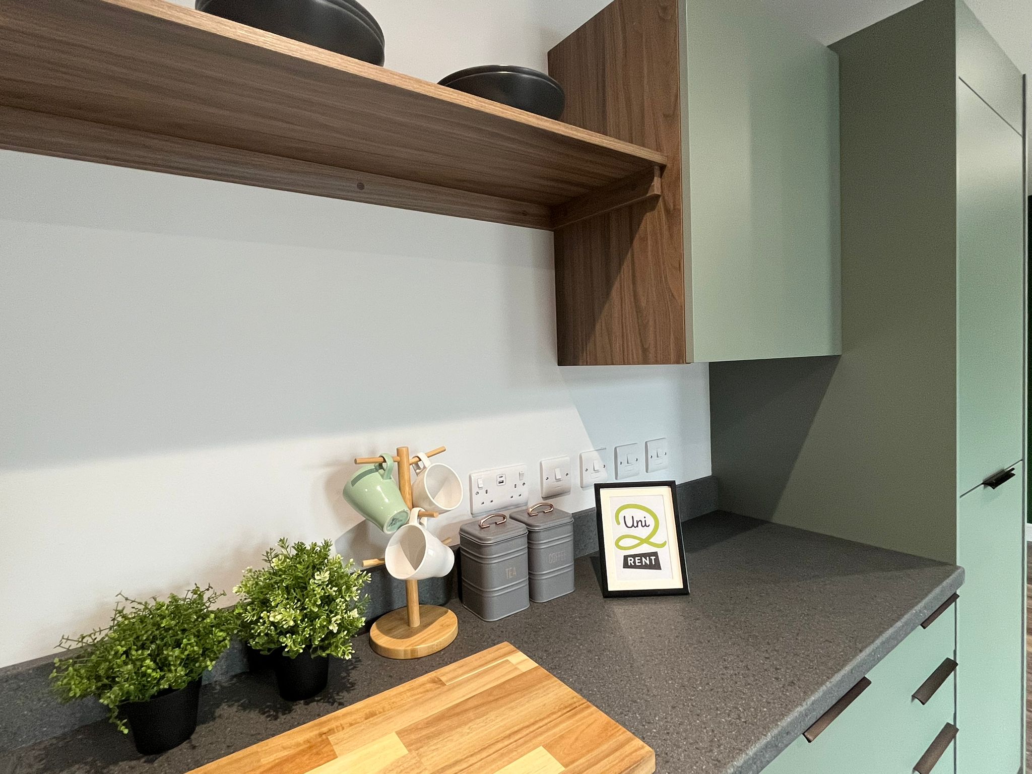 Apartment - Commercial Point