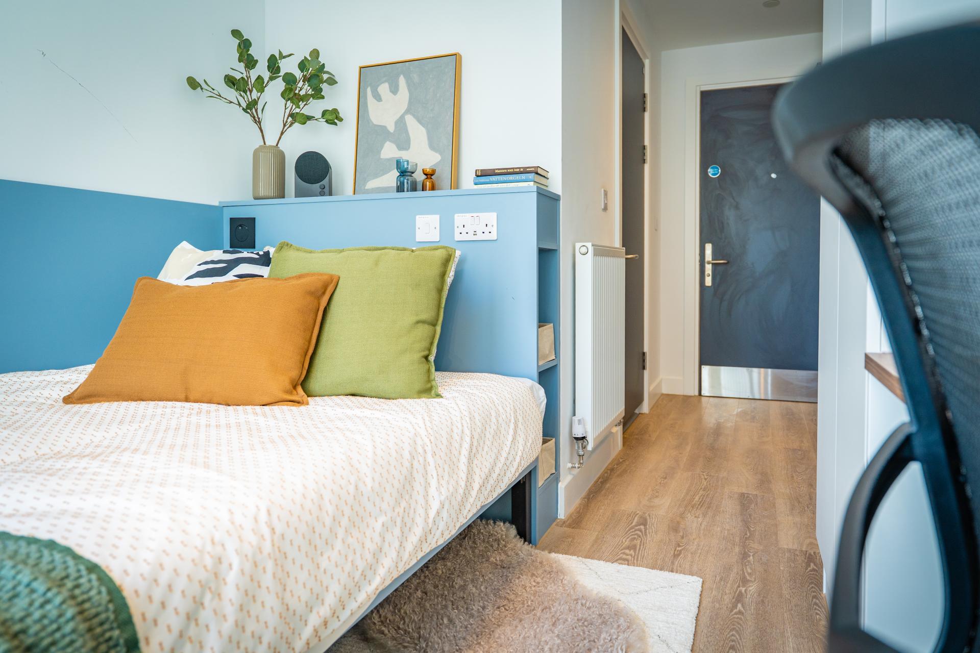 Classic 5 Bed Ensuite - The Propeller Quarter