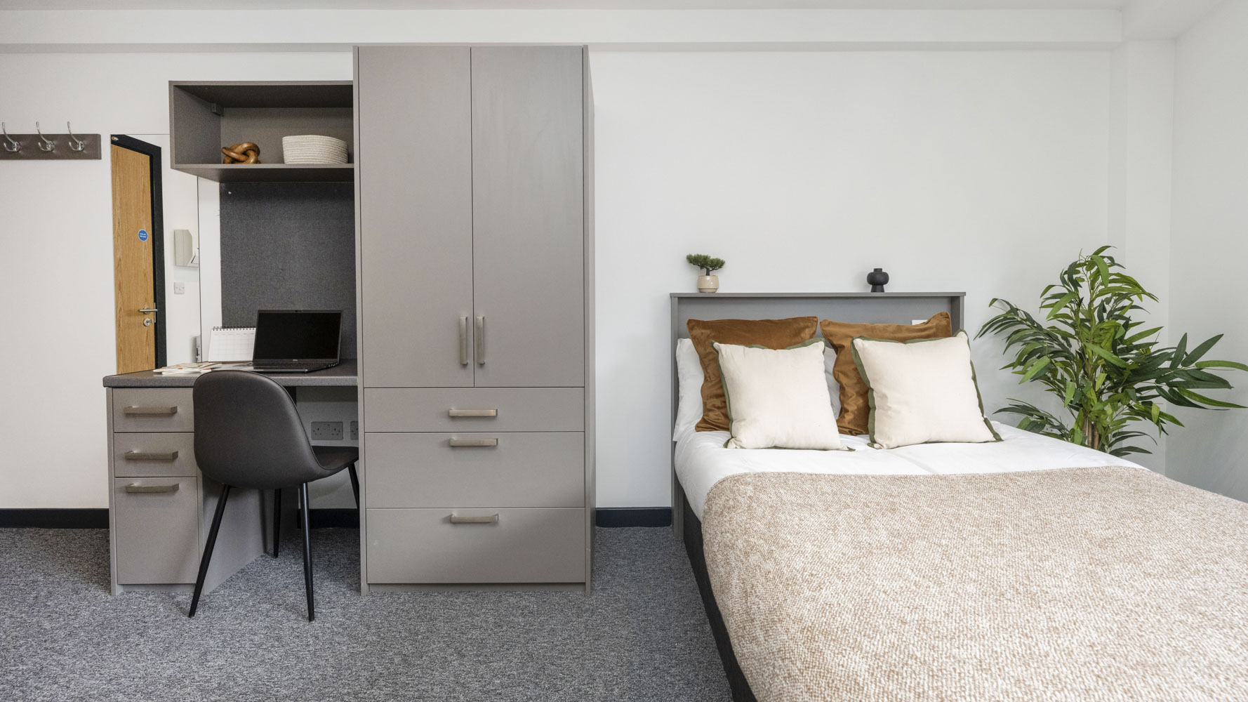 Ground Floor Silver Studio - Icon House