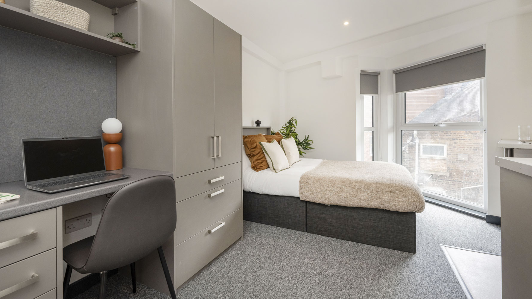 Silver Studio - Icon House