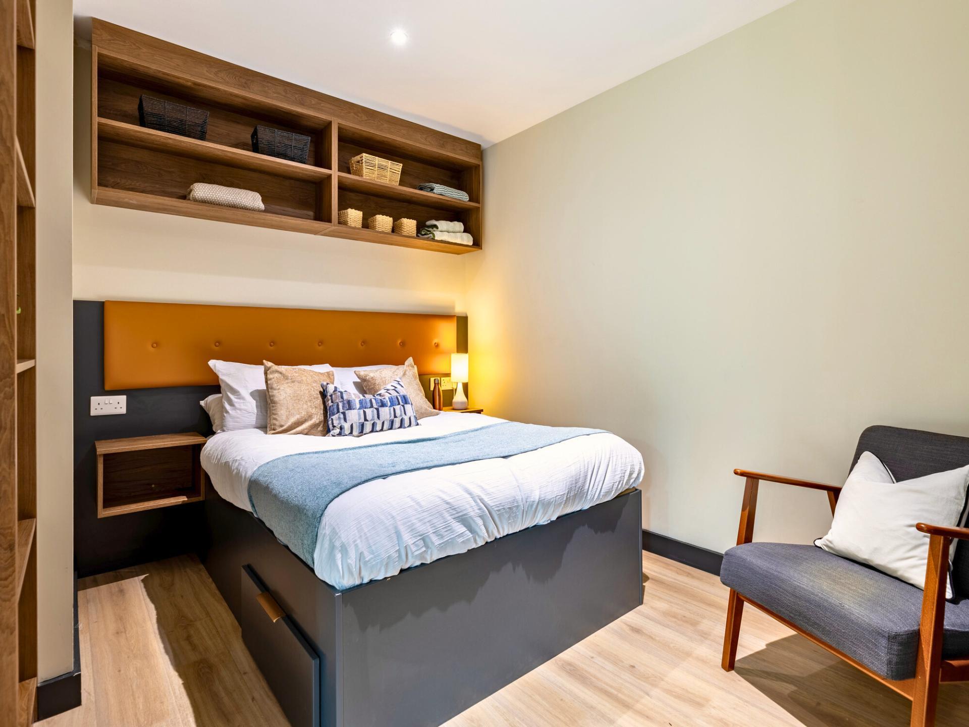 Superior Studio - Crown House Brighton