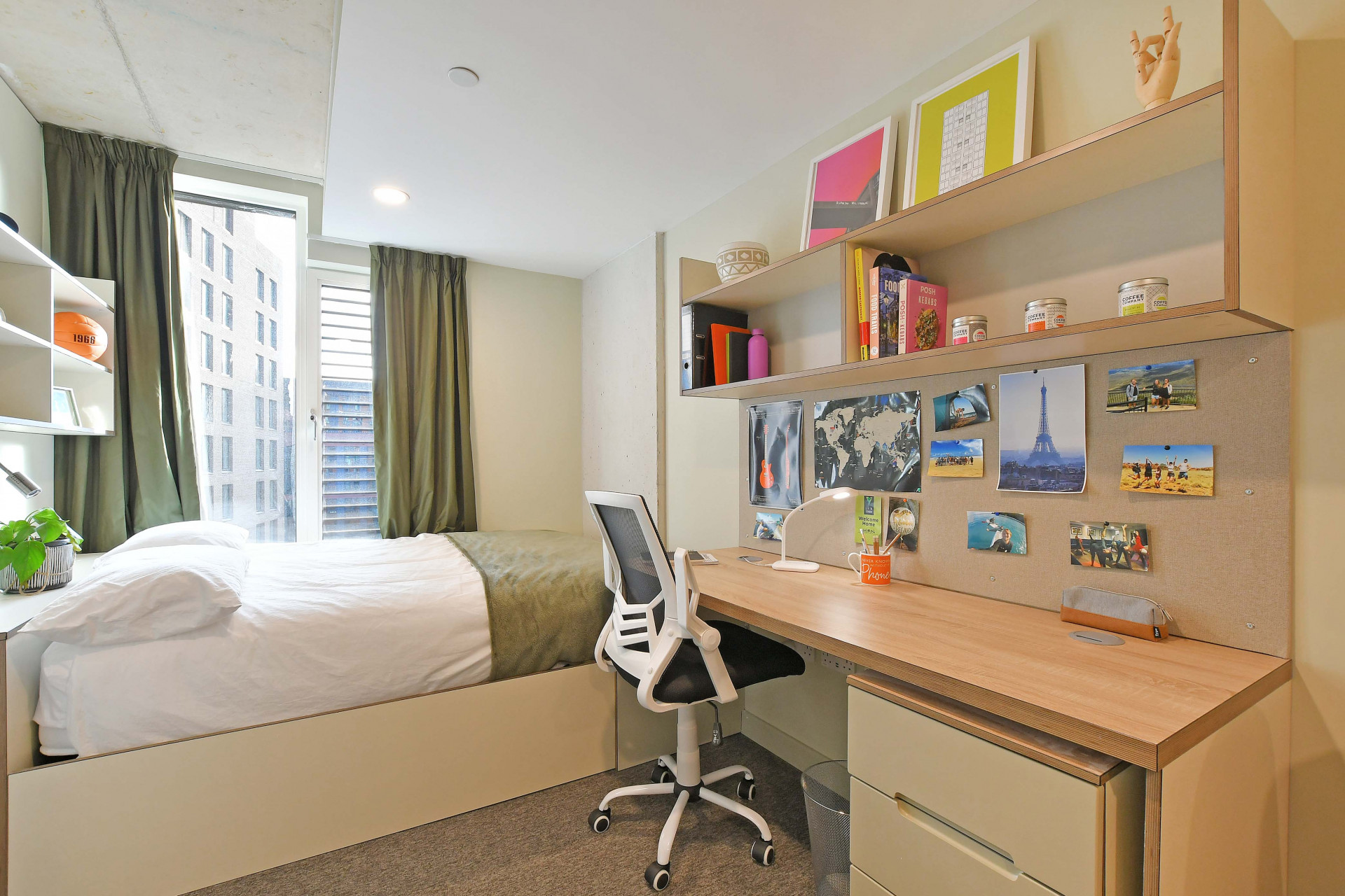 Bronze Plus Studio - LIV Student Sheffield Accommodation