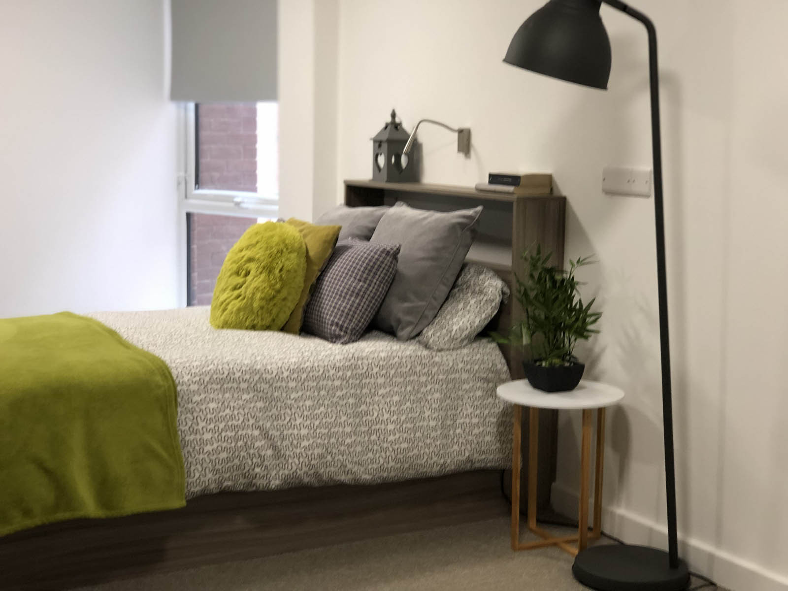 Penthouse Studio - Q Studios